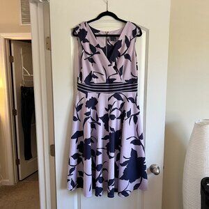 Gabby Skye Purple Floral Sleeveless Dress